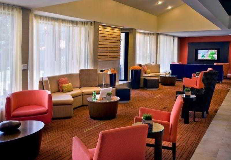 Отель Courtyard Newark Liberty International Airport Экстерьер фото